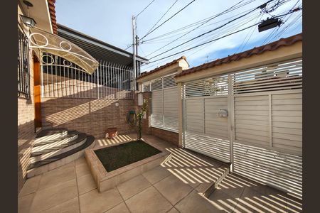 Quintal de casa à venda com 2 quartos, 115m² em Vila Isolina Mazzei, São Paulo