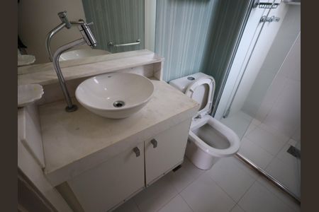 Banheiro 2 de apartamento à venda com 3 quartos, 74m² em City Bussocaba, Osasco