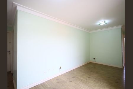Sala de apartamento à venda com 3 quartos, 74m² em City Bussocaba, Osasco