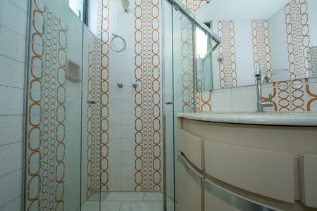 BANHEIRO1 de apartamento para alugar com 3 quartos, 168m² em Santa Lúcia, Belo Horizonte
