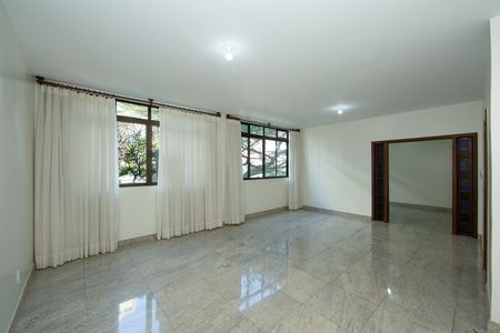 Apartamento para alugar com 3 quartos, 168m² em Santa Lúcia, Belo Horizonte