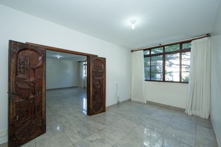 SALA de apartamento para alugar com 3 quartos, 168m² em Santa Lúcia, Belo Horizonte