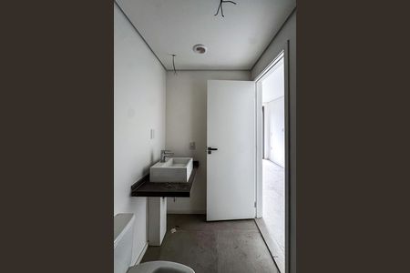 Banheiro de apartamento para alugar com 1 quarto, 25m² em Vila Regente Feijó, São Paulo
