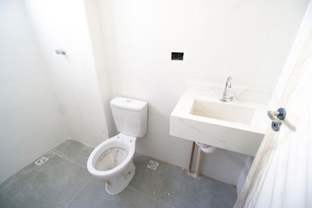 Banheiro de apartamento à venda com 2 quartos, 35m² em Vila Formosa, São Paulo