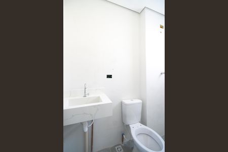 Apartamento à venda com 34m², 1 quarto e sem vagaBanheiro 