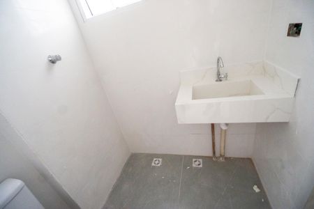 Apartamento à venda com 33m², 1 quarto e sem vaga Apartamento à venda com 33m², 1 quarto e sem vagaPia