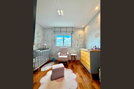 Apartamento à venda com 165m², 3 quartos e 4 vagasQuarto