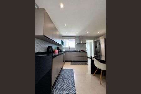 Apartamento à venda com 165m², 3 quartos e 4 vagasCozinha