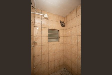 Banheiro de casa para alugar com 2 quartos, 60m² em Piqueri, São Paulo