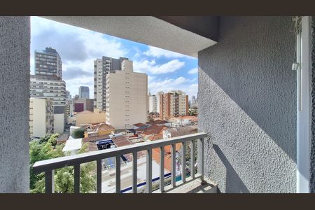 Apartamento à venda com 21m², 1 quarto e sem vaga Apartamento à venda com 21m², 1 quarto e sem vagaVaranda