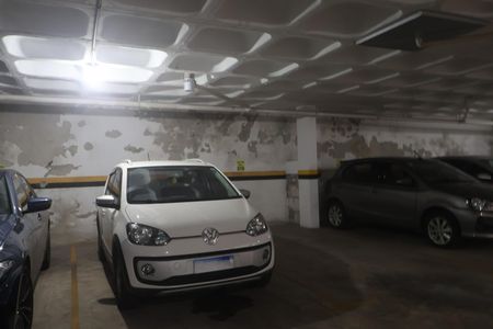 Apartamento para alugar com 70m², 2 quartos e 1 vagaVaga de garagem