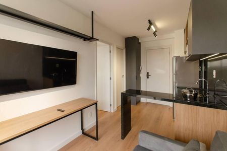Cozinha de apartamento para alugar com 1 quarto, 33m² em Moema, São Paulo