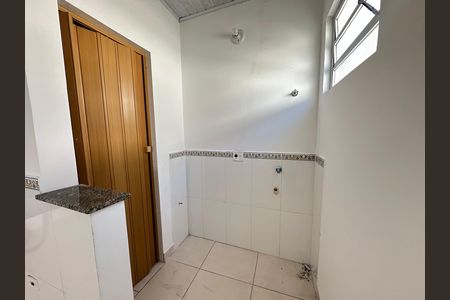 Kitnet de casa para alugar com 1 quarto, 25m² em Parque Sao Vicente, São Vicente