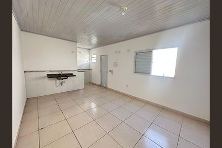 Casa para alugar com 1 quarto, 25m² em Parque Sao Vicente, São Vicente