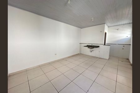 Casa para alugar com 25m², 1 quarto e sem vaga Casa para alugar com 25m², 1 quarto e sem vagaKitnet