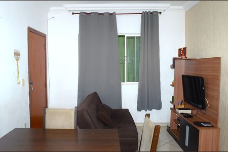 Apartamento para alugar com 78m², 2 quartos e 1 vagaSala