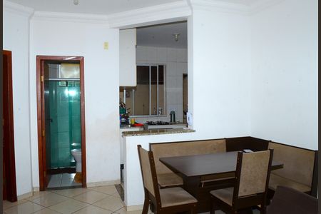 Apartamento para alugar com 78m², 2 quartos e 1 vagaSala