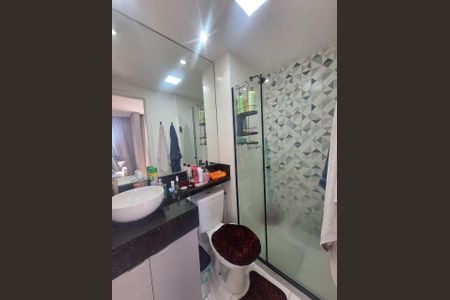 Banheiro de apartamento para alugar com 1 quarto, 38m² em Vila Virginia, São Paulo