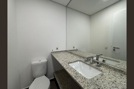 Apartamento à venda com 118m², 2 quartos e 1 vaga Apartamento à venda com 118m², 2 quartos e 1 vagaBanheiro da Suíte 1