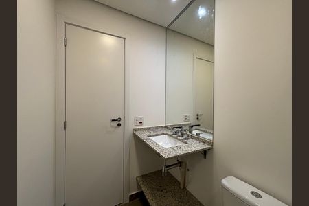 Apartamento à venda com 118m², 2 quartos e 1 vaga Apartamento à venda com 118m², 2 quartos e 1 vagaBanheiro da Suíte 2