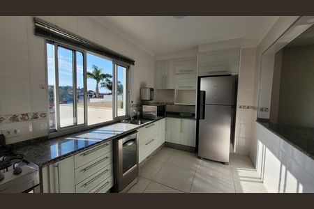 Cozinha de casa de condomínio para alugar com 4 quartos, 310m² em Aruã, Itaquaquecetuba