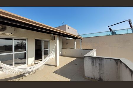 Escritório - sacada de casa de condomínio para alugar com 4 quartos, 310m² em Aruã, Itaquaquecetuba