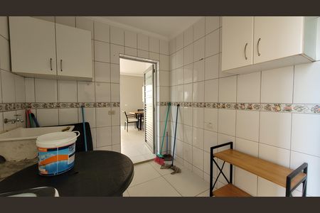 Área de Serviço de casa de condomínio para alugar com 4 quartos, 310m² em Aruã, Itaquaquecetuba