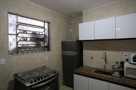 Cozinha de casa para alugar com 3 quartos, 270m² em Santa Tereza, Belo Horizonte