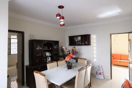 Casa para alugar com 270m², 3 quartos e 2 vagasSala de Jantar
