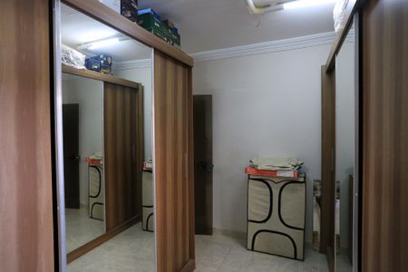 Casa para alugar com 270m², 3 quartos e 2 vagasQuarto