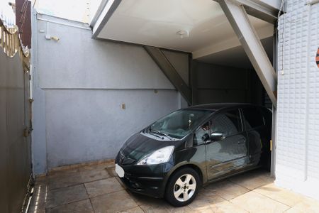 Garagem de casa para alugar com 3 quartos, 270m² em Santa Tereza, Belo Horizonte