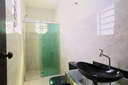 Casa para alugar com 270m², 3 quartos e 2 vagasBanheiro da Suíte