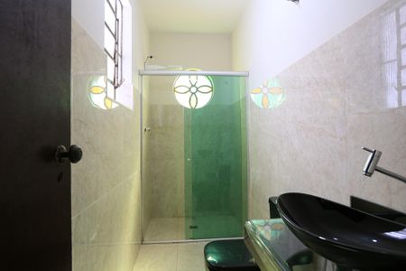 Casa para alugar com 270m², 3 quartos e 2 vagasBanheiro da Suíte