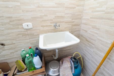 Área de Serviço de casa para alugar com 1 quarto, 60m² em Itaquera, São Paulo