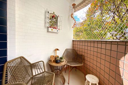 Apartamento para alugar com 80m², 2 quartos e 1 vaga Apartamento para alugar com 80m², 2 quartos e 1 vagaVaranda da Sala