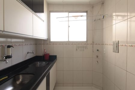 Apartamento à venda com 48m², 2 quartos e 1 vagaCozinha e Área de Serviço