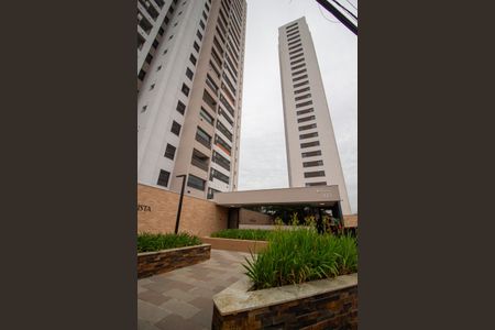 Apartamento para alugar com 99m², 3 quartos e 2 vagas Apartamento para alugar com 99m², 3 quartos e 2 vagasFachada