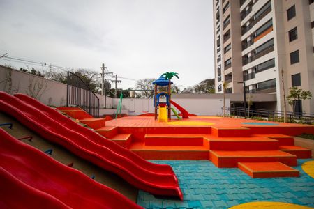 Apartamento para alugar com 99m², 3 quartos e 2 vagas Apartamento para alugar com 99m², 3 quartos e 2 vagasÁrea comum