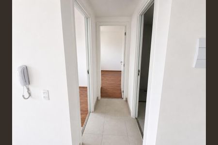 Corredor de apartamento à venda com 2 quartos, 36m² em Vila Ivone, São Paulo