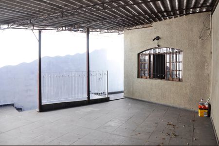 Área externa de casa à venda com 1 quarto, 140m² em Vila Mirante, São Paulo