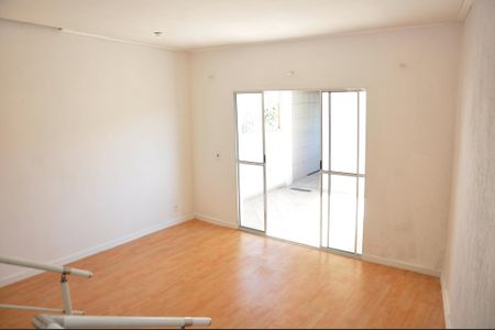 Casa para alugar com 1 quarto, 140m² em Vila Mirante, São Paulo