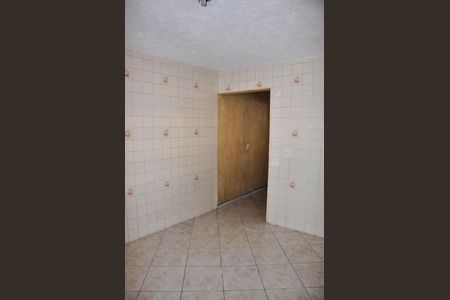Cozinha de casa à venda com 1 quarto, 140m² em Vila Mirante, São Paulo