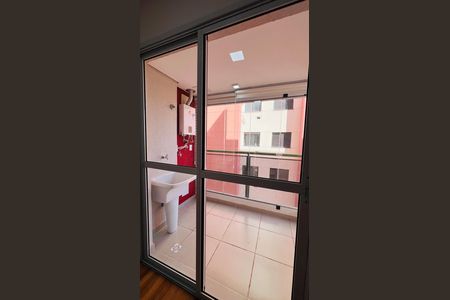 Área de serviço de apartamento para alugar com 2 quartos, 39m² em Vila Aricanduva, São Paulo