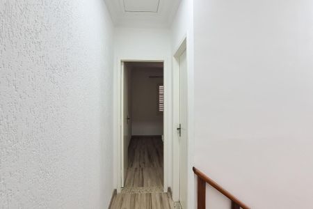 corredor de casa de condomínio para alugar com 2 quartos, 90m² em Nova Petrópolis, São Bernardo do Campo