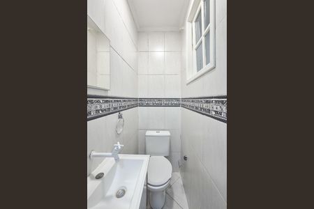 Casa de condomínio para alugar com 90m², 2 quartos e 2 vagasBanheiro de serviço