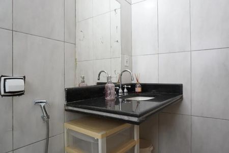 Casa para alugar com 400m², 5 quartos e 4 vagasBanheiro social