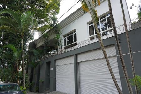 Fachada de casa para alugar com 5 quartos, 400m² em Mangabeiras, Belo Horizonte