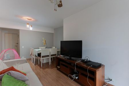 Apartamento à venda com 68m², 3 quartos e 1 vaga Apartamento à venda com 68m², 3 quartos e 1 vagaSala
