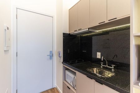 Cozinha de kitnet/studio para alugar com 1 quarto, 24m² em Higienópolis, São Paulo