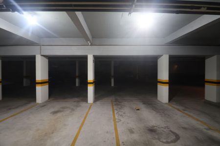 Garagem de apartamento à venda com 3 quartos, 125m² em Marechal Rondon, Canoas